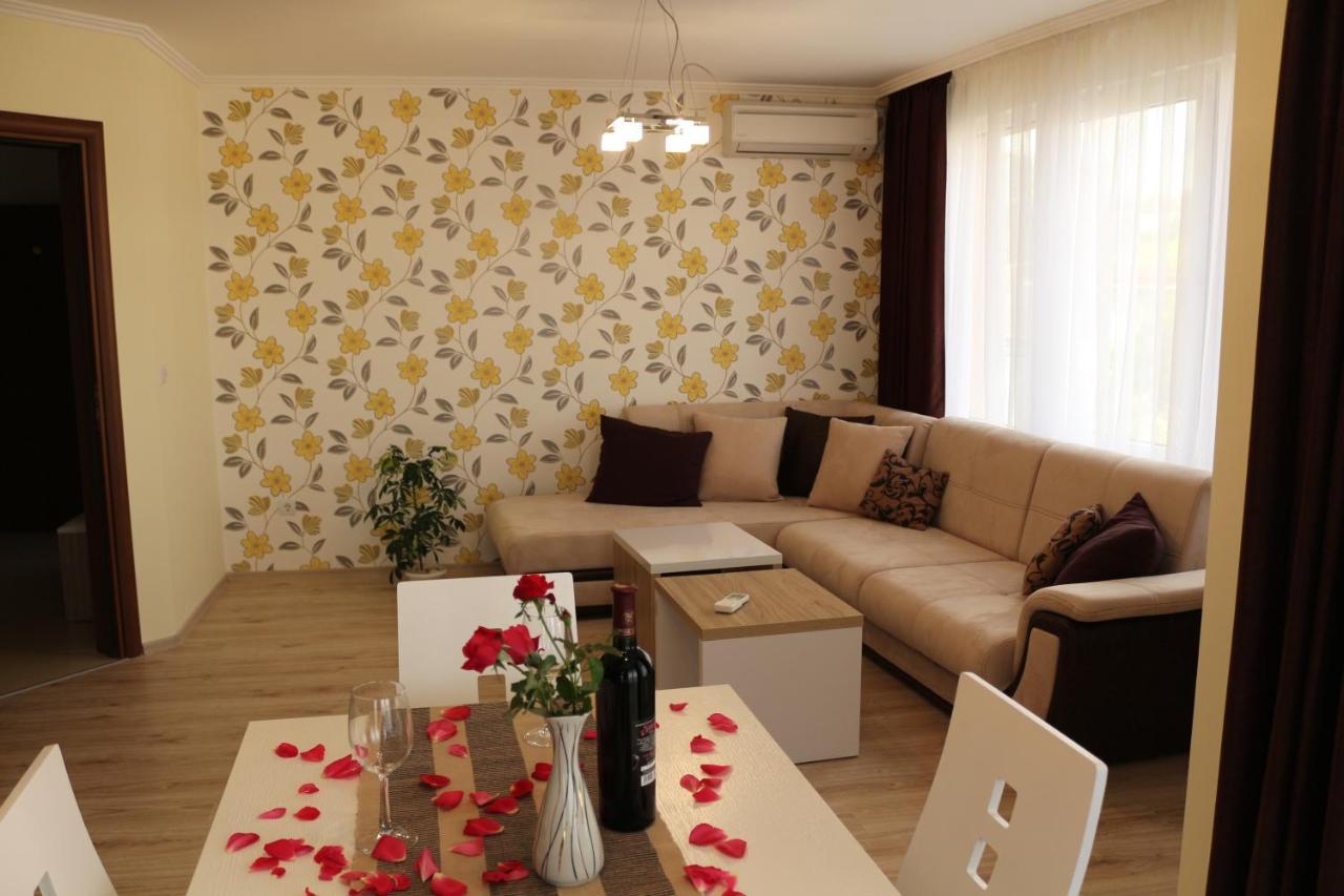 Vello Apartments Bjala Exteriér fotografie